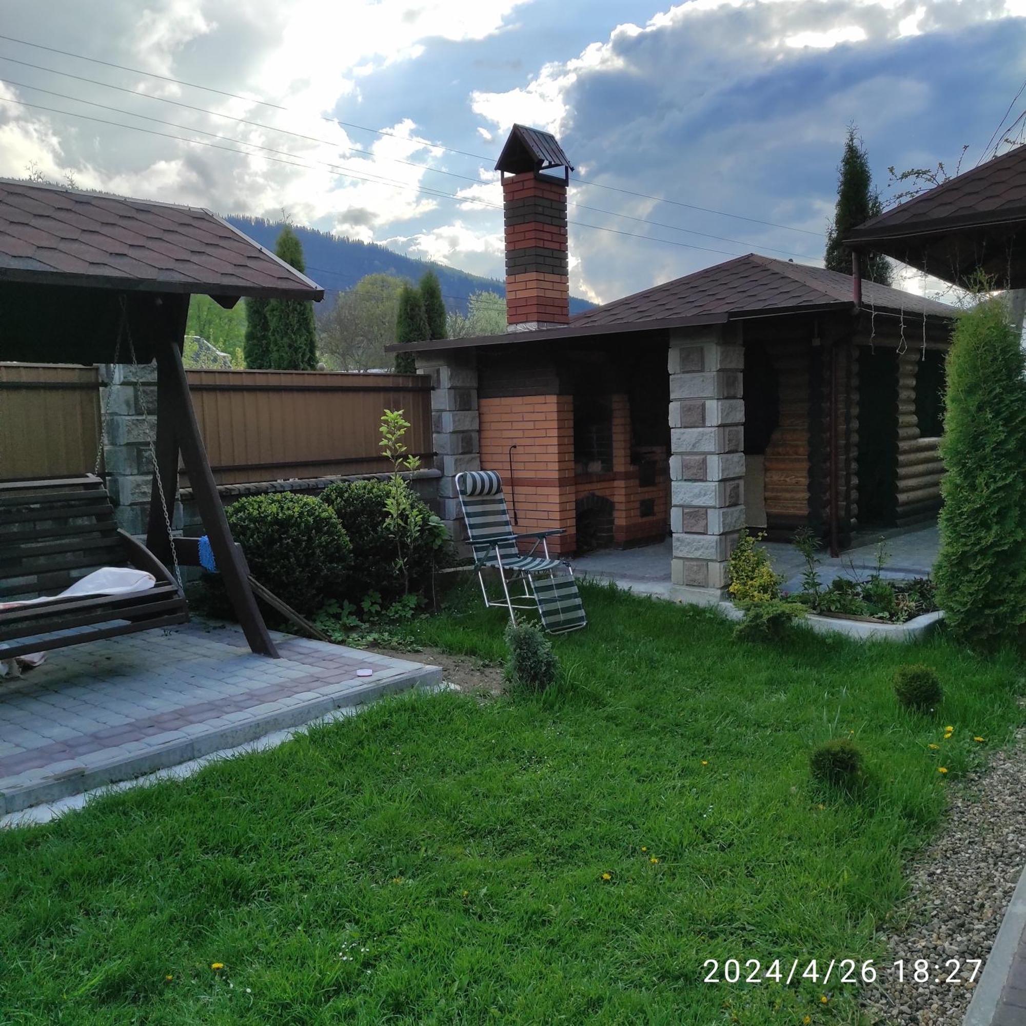 Villa Zatushok Pid Goroyu à Verkhovyna Extérieur photo